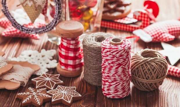 Holiday Arts & Crafts Fair Holiday Arts & Crafts Fair